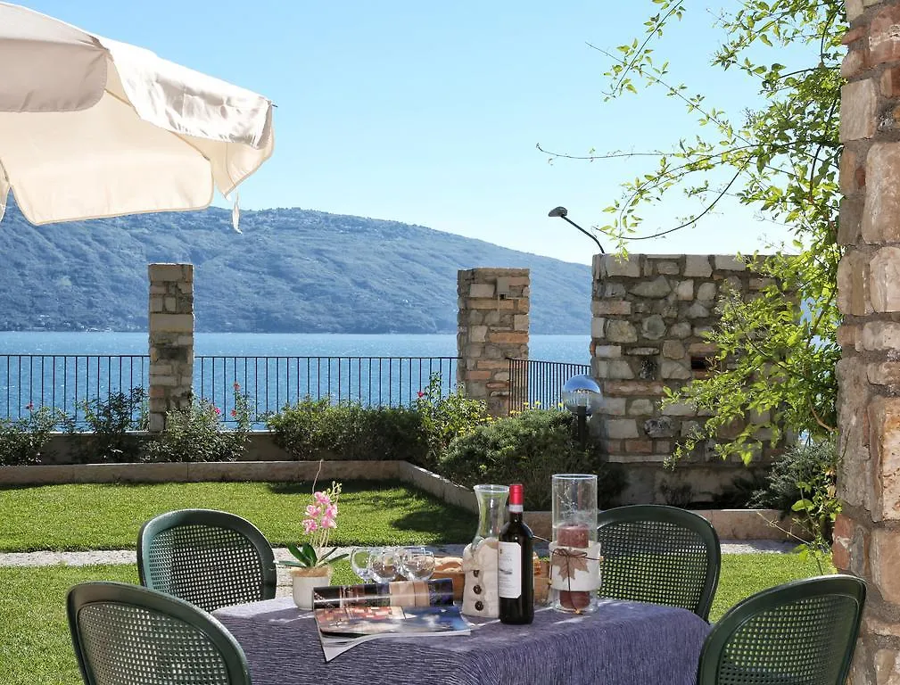 *** Aparthotel Residence Borgo Dei Limoni Gargnano Italy