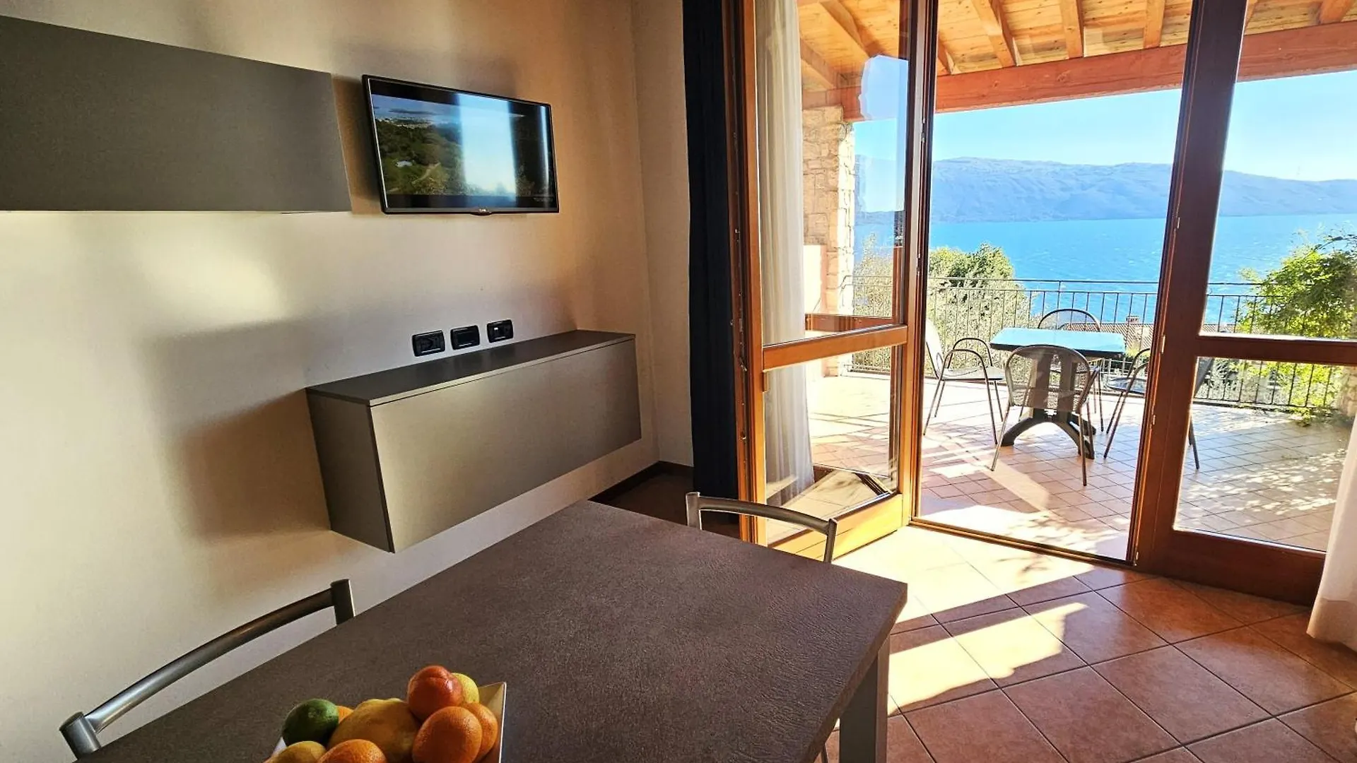 Aparthotel Residence Borgo Dei Limoni Gargnano