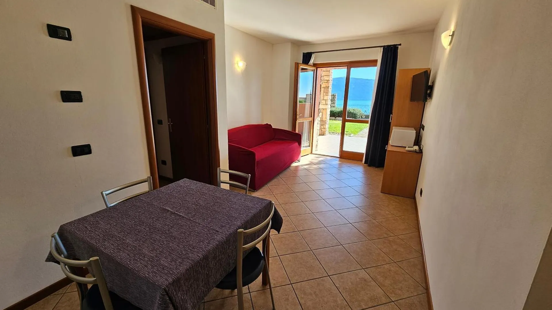 Residence Borgo Dei Limoni Gargnano Italy