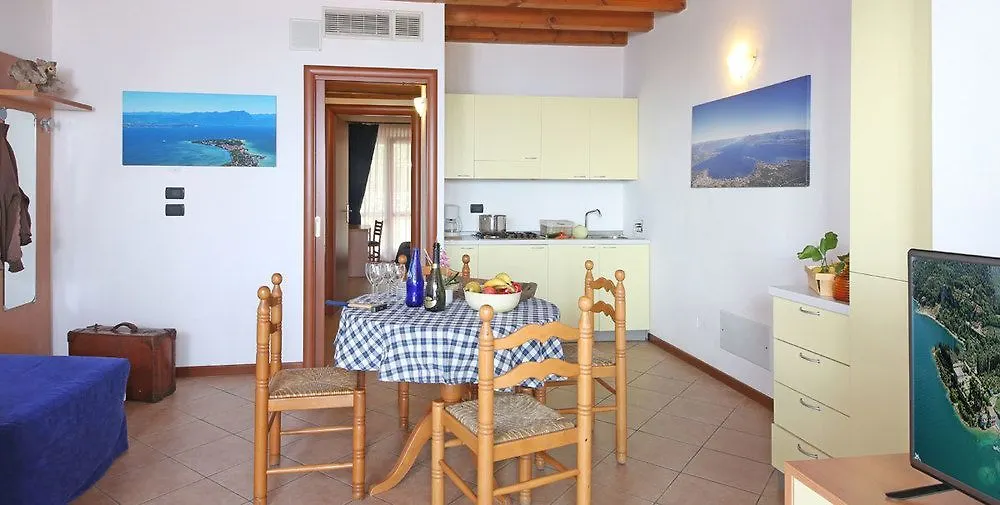 Aparthotel Residence Borgo Dei Limoni Gargnano