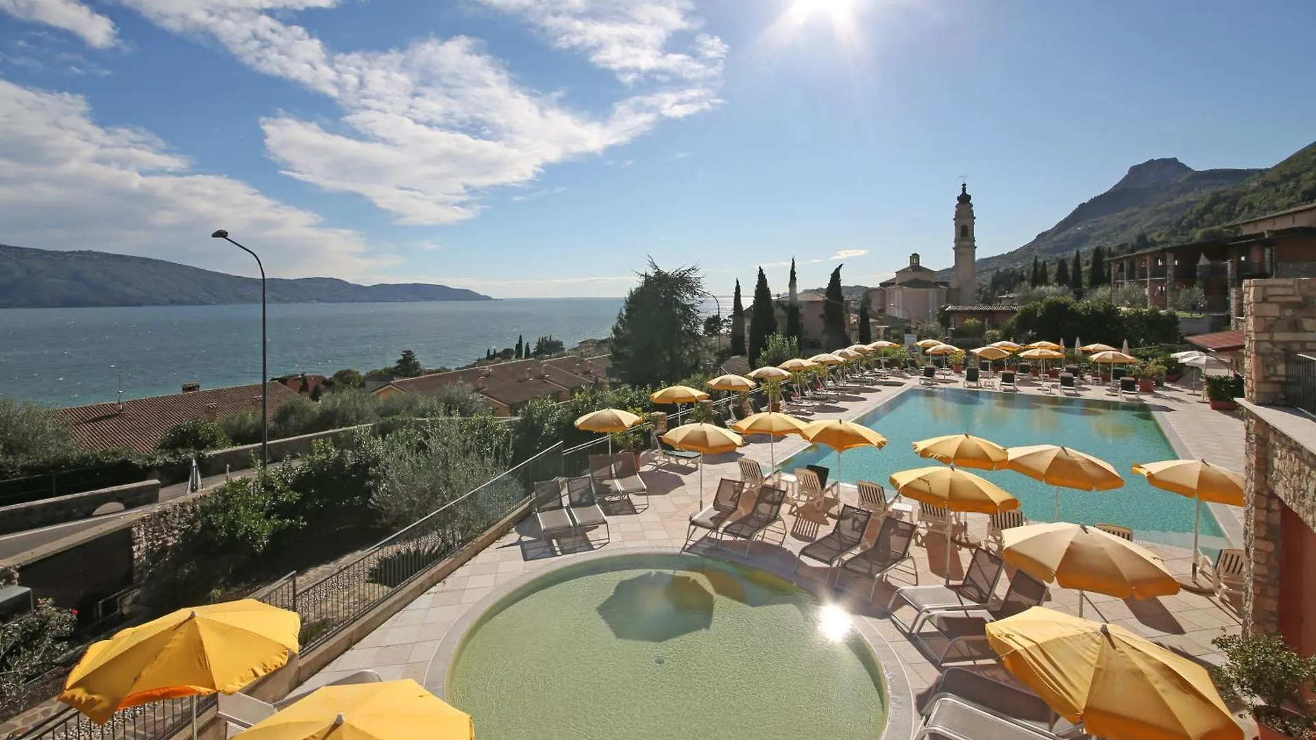 Residence Borgo Dei Limoni - Appartamenti Con Garage Gargnano 3*,