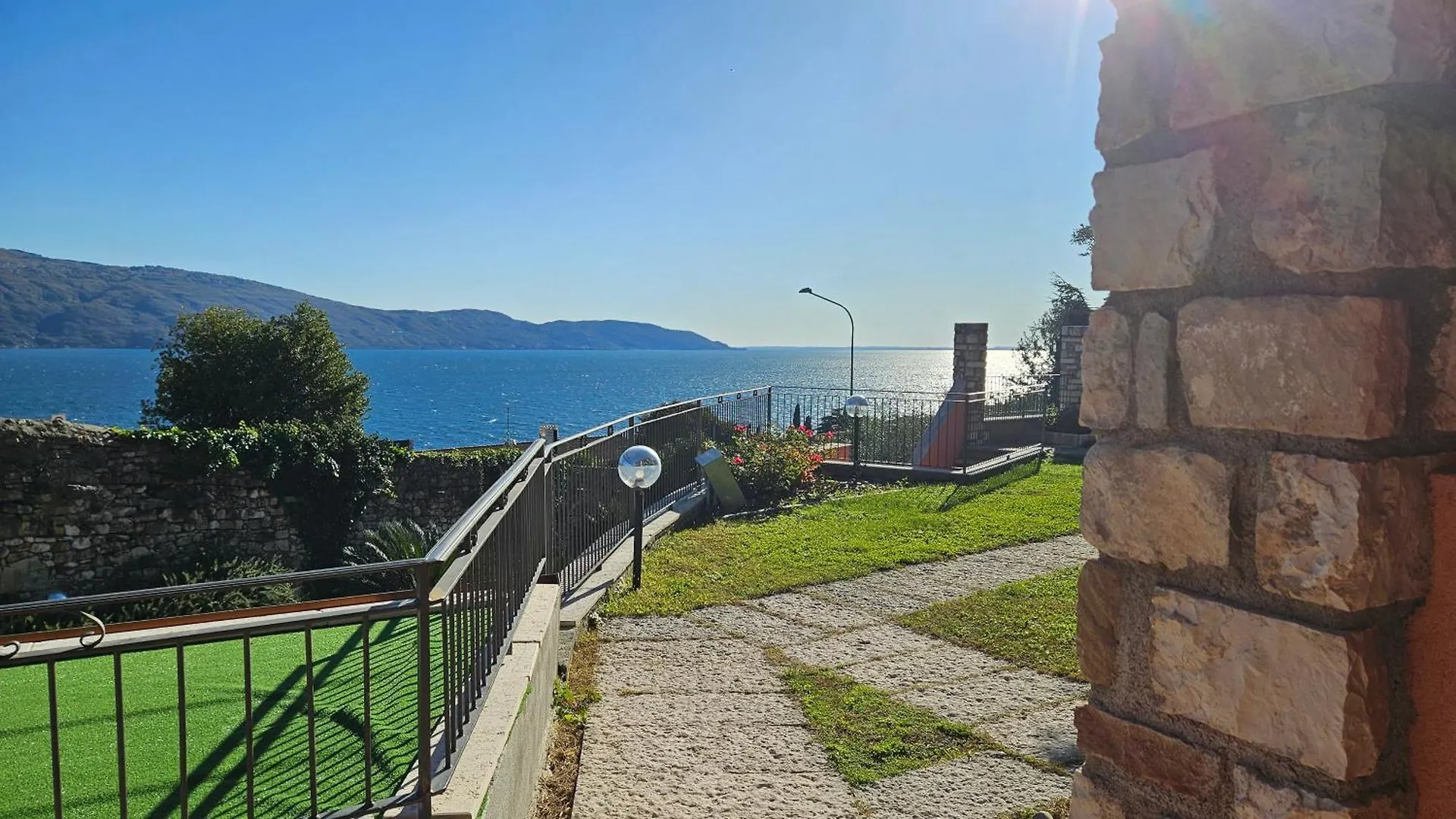 Residence Borgo Dei Limoni Gargnano 3*,